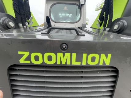 Smykový nakladač Zoomlion ZS090V